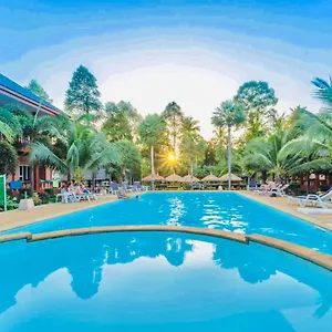 Peaceful , Long - Semesteranläggning (resort)